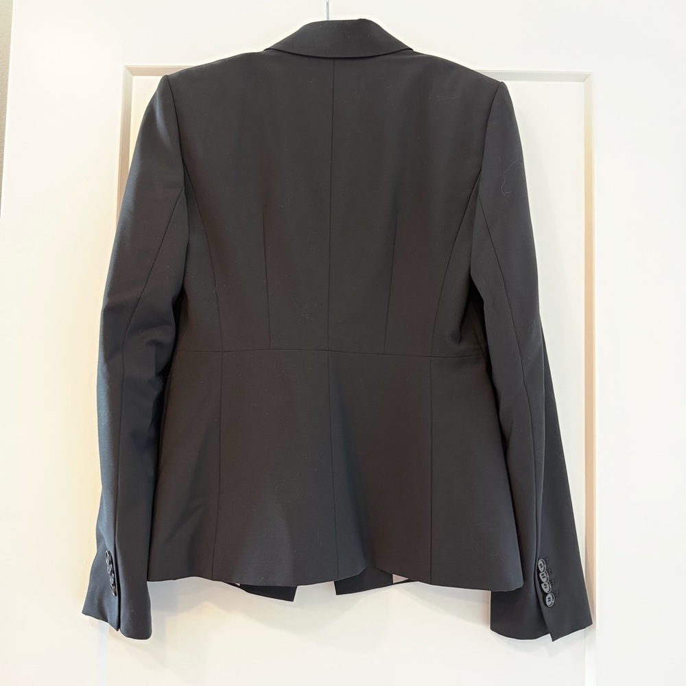 Ann Taylor Classic Black Blazer - Size 0 - Picture 5 of 5
